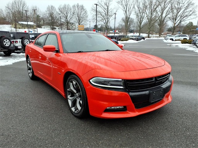 2017 Dodge Charger R/T RWD
