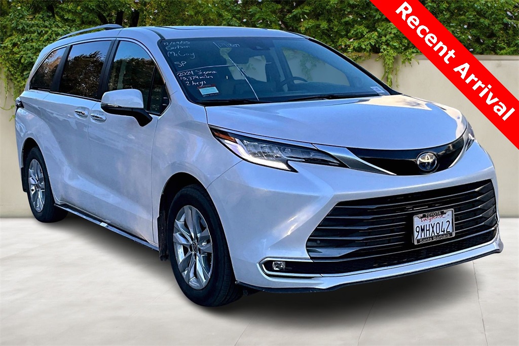 2024 Toyota Sienna Limited 7-Passenger FWD