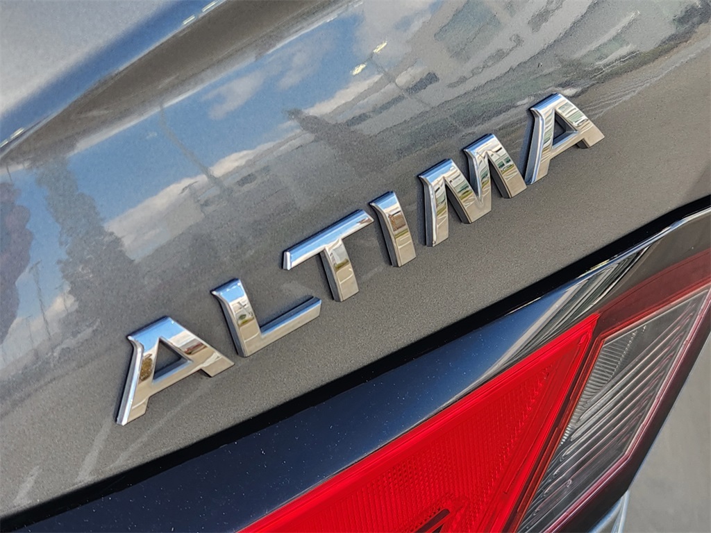 2021 Nissan Altima 2.5 SV Gray at Emmons Autoplex