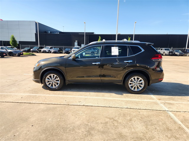 2017 Nissan Rogue SV Green at Baytown Hyundai
