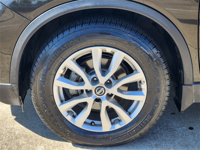 2017 Nissan Rogue SV Green at Baytown Hyundai