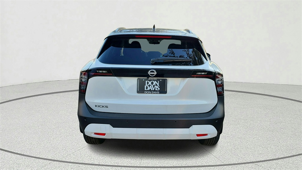 2026 Nissan Kicks