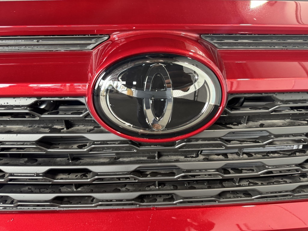 Thumbnail: 2025 Toyota RAV4 - 15