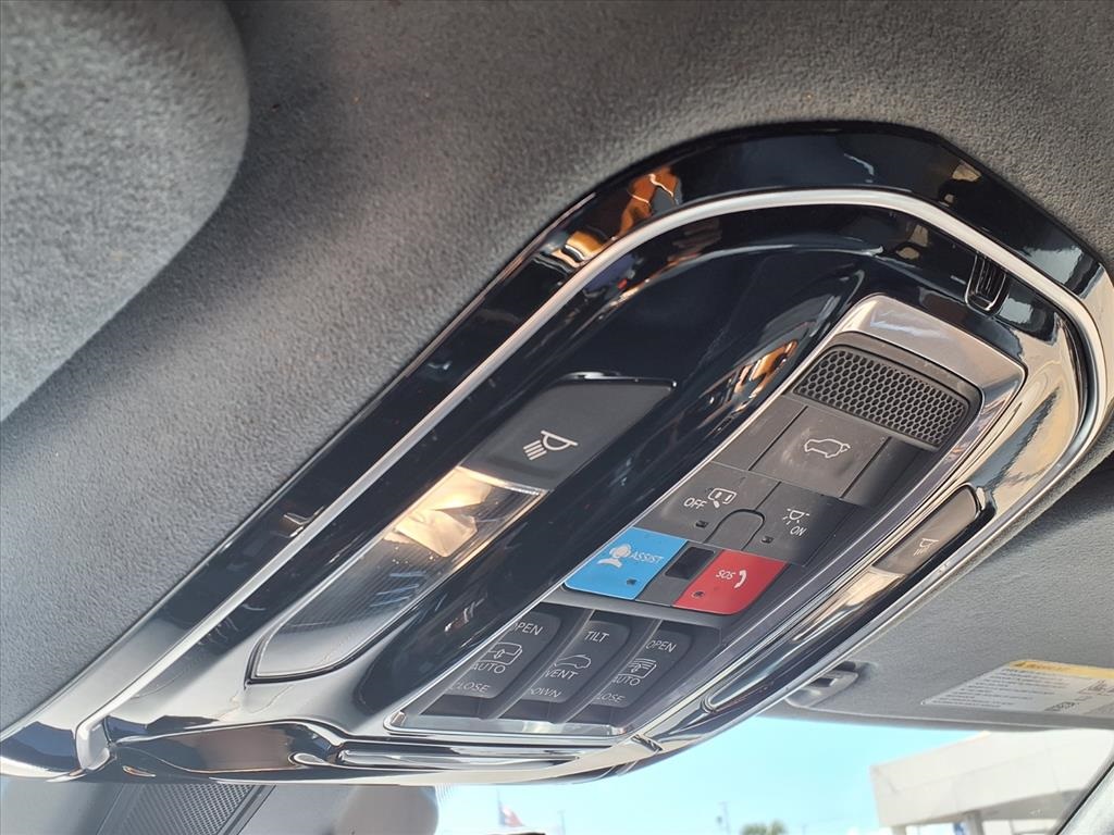 2022 Jeep Grand Wagoneer Series II White at Bayway Cadillac of The Woodlands