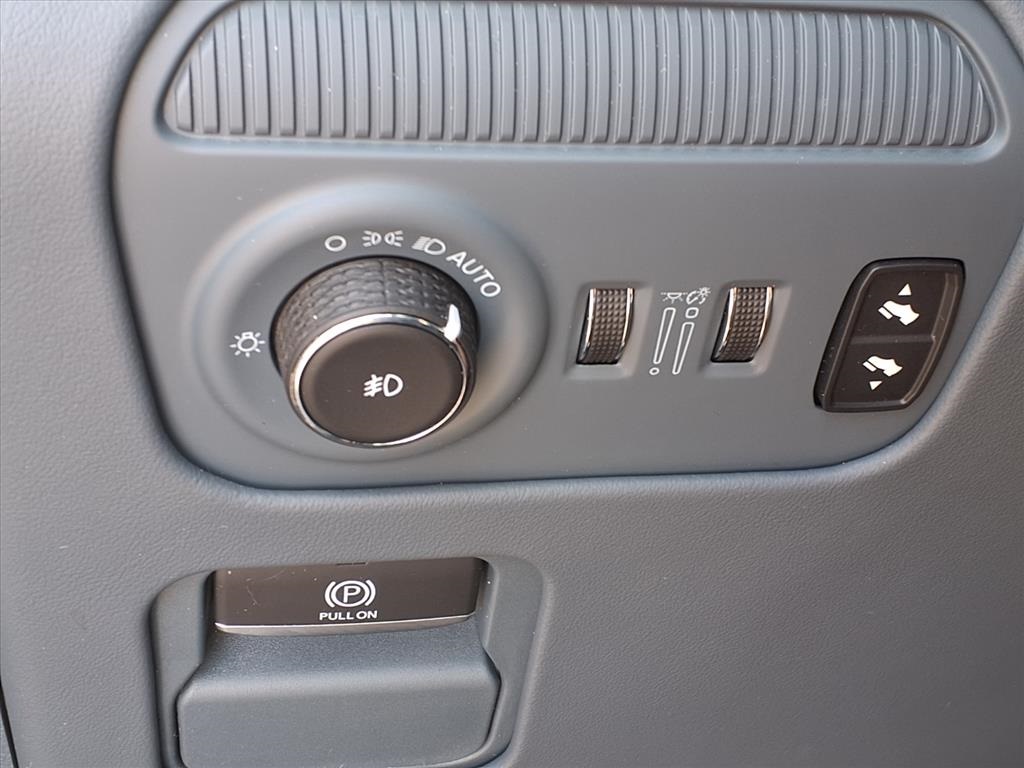 2022 Jeep Grand Wagoneer Series II White at Bayway Cadillac of The Woodlands