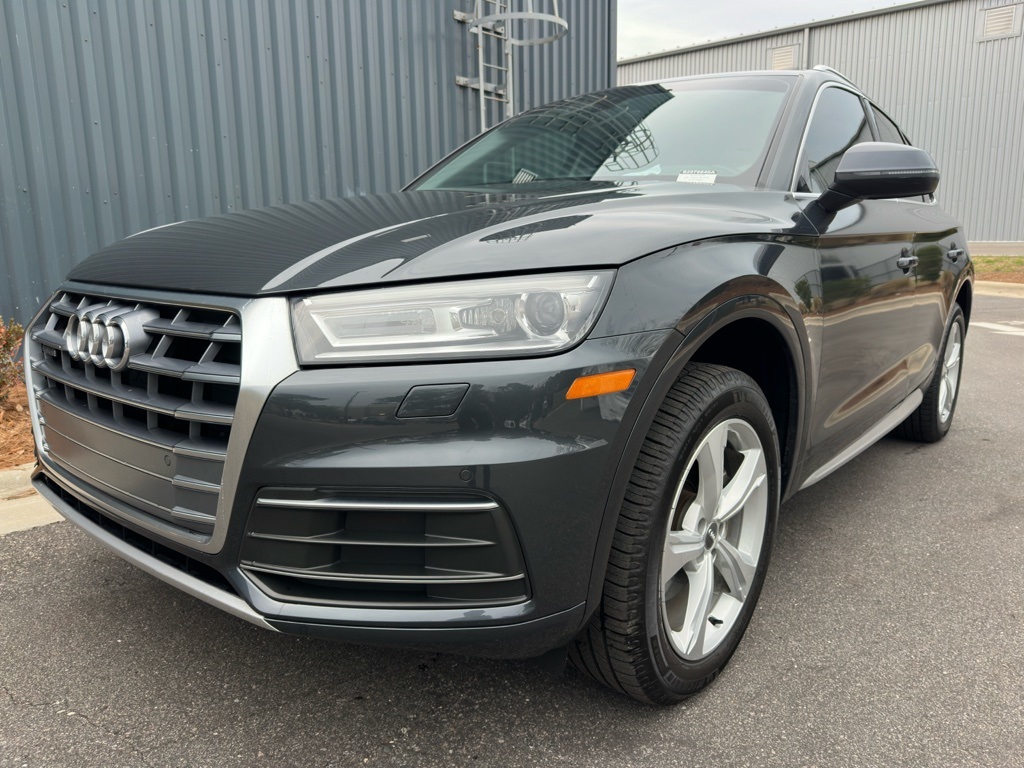 2020 Audi Q5 quattro Premium 45 TFSI