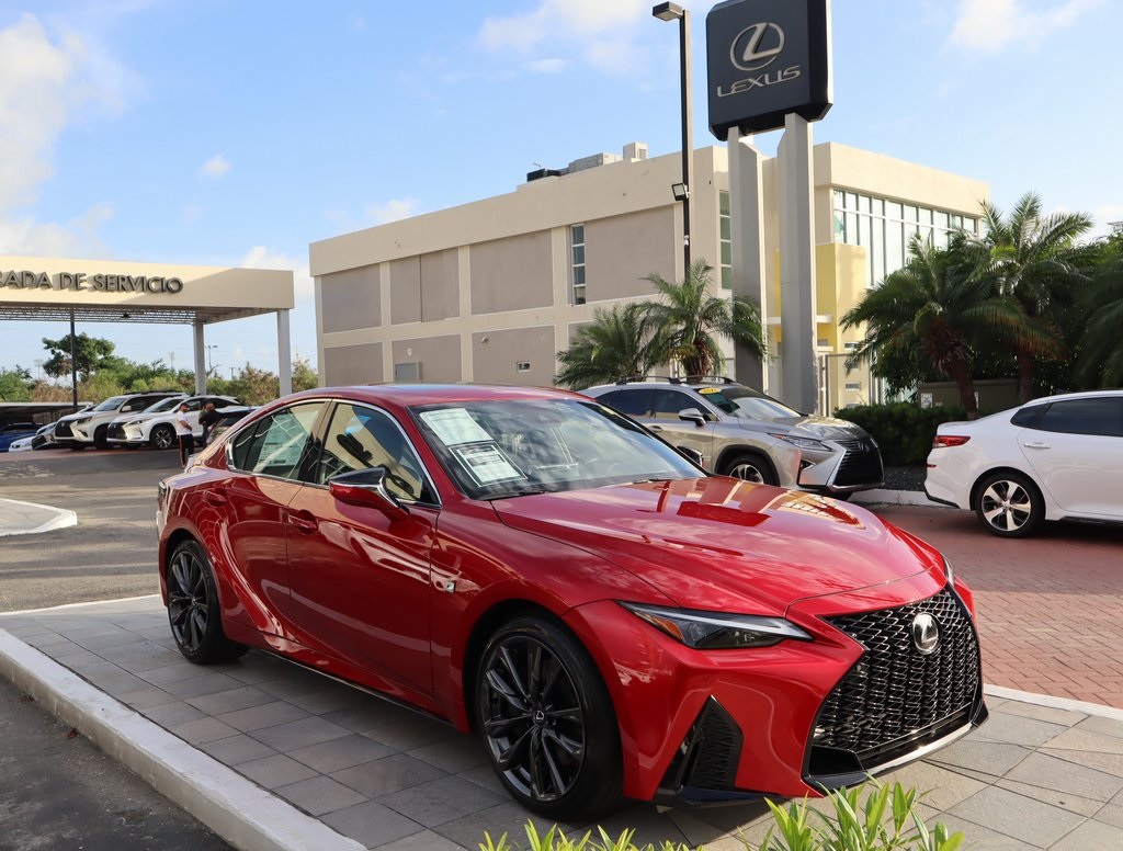 Thumbnail: 2025 Lexus IS - 3