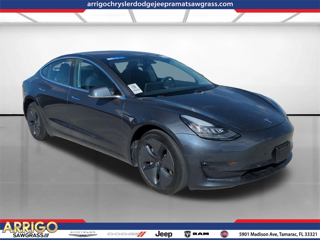 2018 Tesla Model 3 Long Range's photo