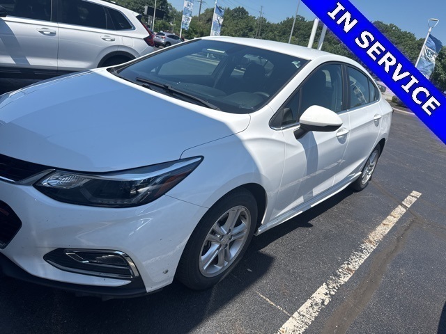 2017 Chevrolet Cruze for sale in Cleveland, Ohio