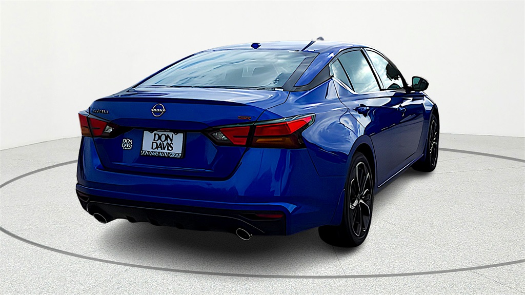 2025 Nissan Altima