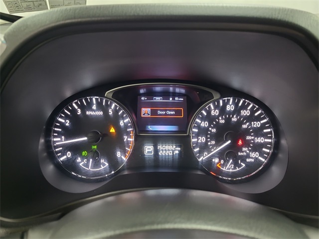 2015 – Nissan – Pathfinder