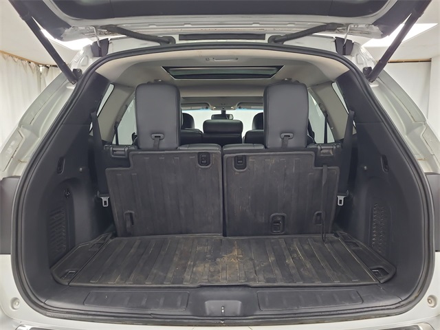 2015 – Nissan – Pathfinder