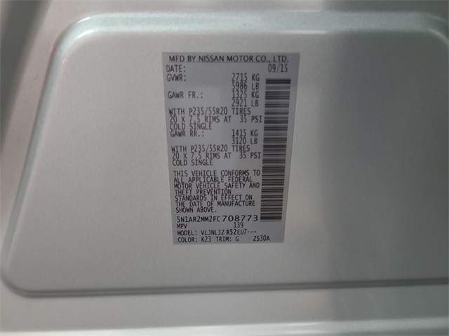 2015 – Nissan – Pathfinder