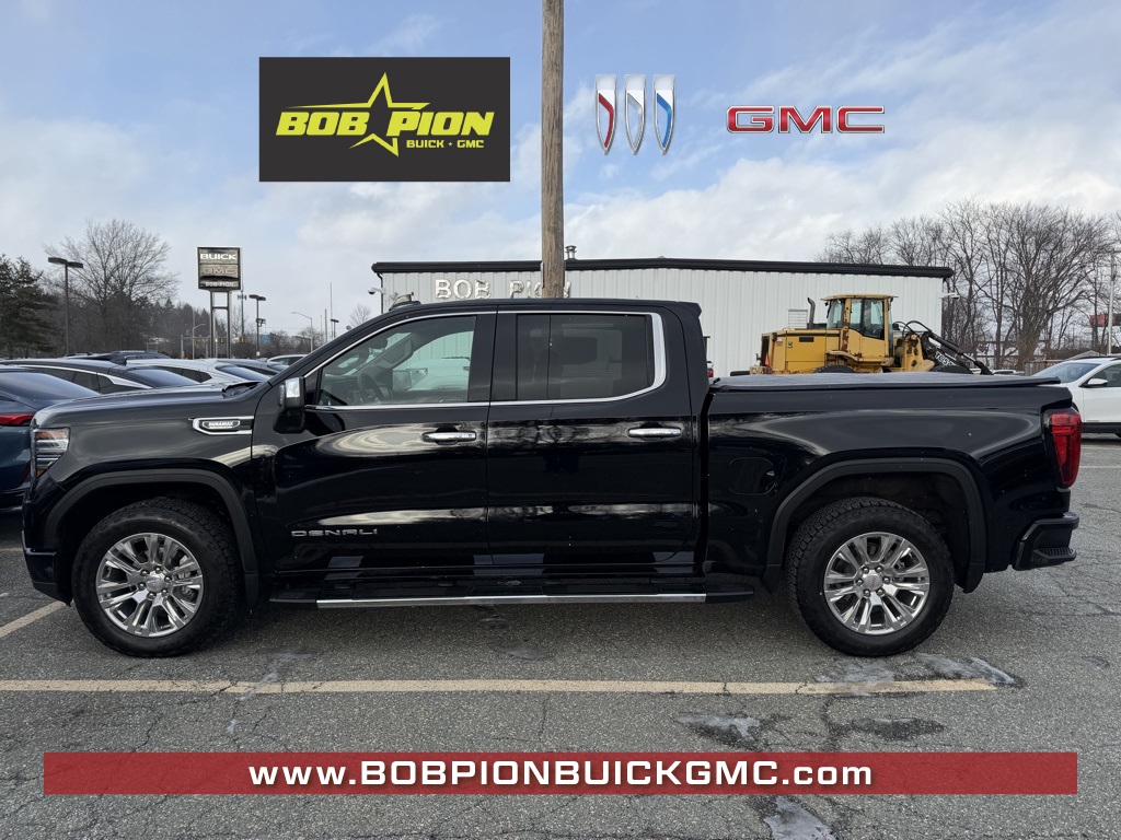 2023 GMC Sierra 1500 Denali Crew Cab 4WD