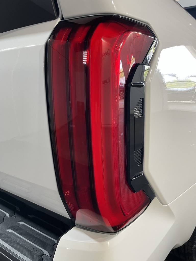 Thumbnail: 2025 Toyota Tundra - 14