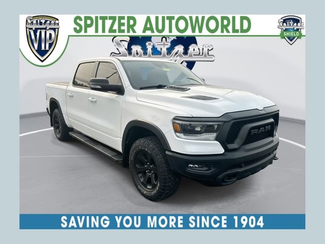 Bright White Clearcoat 2022 RAM 1500 Pickup Truck Four-Wheel Drive 8-Speed Automatic
