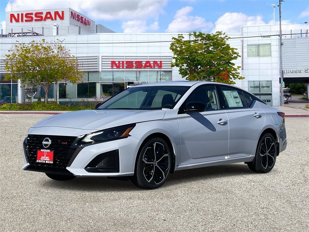 2025 Nissan Altima 2.5 SR