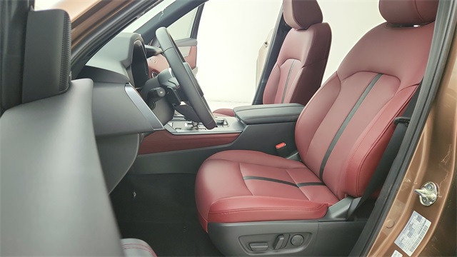 2025 Mazda CX-70 PHEV Premium Plus - 9