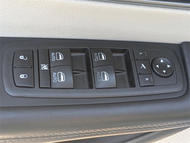 2018 Chrysler Pacifica Limited Silver at Superior Kia