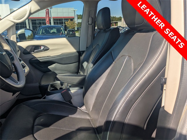 2018 Chrysler Pacifica Limited Silver at Superior Kia