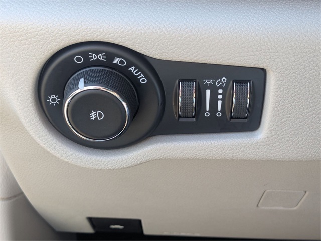 2018 Chrysler Pacifica Limited Silver at Superior Kia