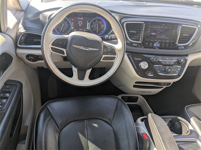 2018 Chrysler Pacifica Limited Silver at Superior Kia