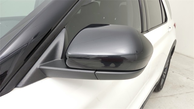 2022 Ford Explorer XLT White at Tom Peacock Cadillac