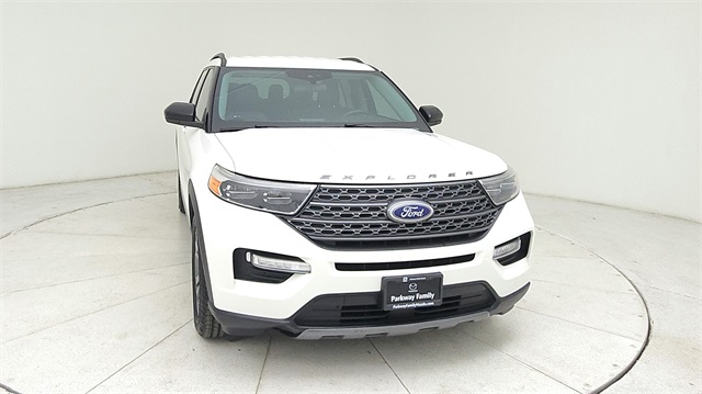 2022 Ford Explorer XLT White at Tom Peacock Cadillac
