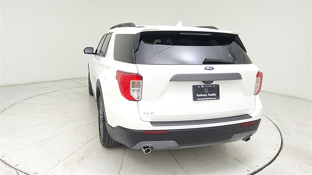 2022 Ford Explorer XLT White at Tom Peacock Cadillac