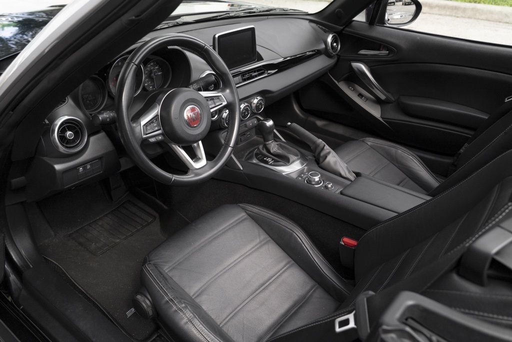 2018 Fiat 124 Spider Lusso - Photo 11
