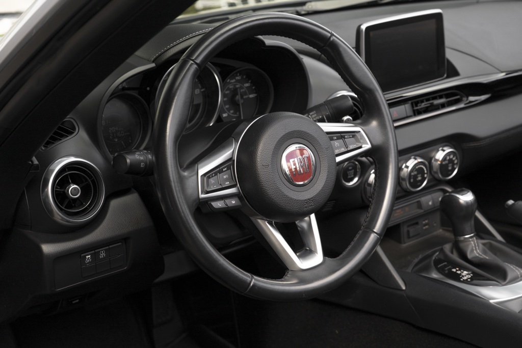 2018 Fiat 124 Spider Lusso - Photo 15