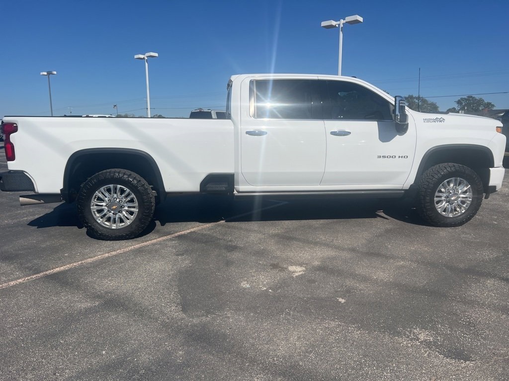 Used Car 2022 Chevrolet Silverado 3500hd  High Country For Sale Under $60,000 In Floresville, Texas