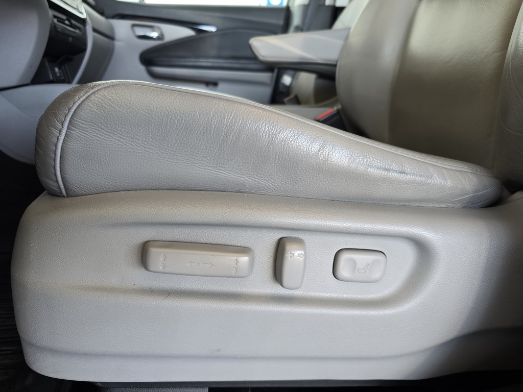 Thumbnail: 2021 Honda Pilot - 12