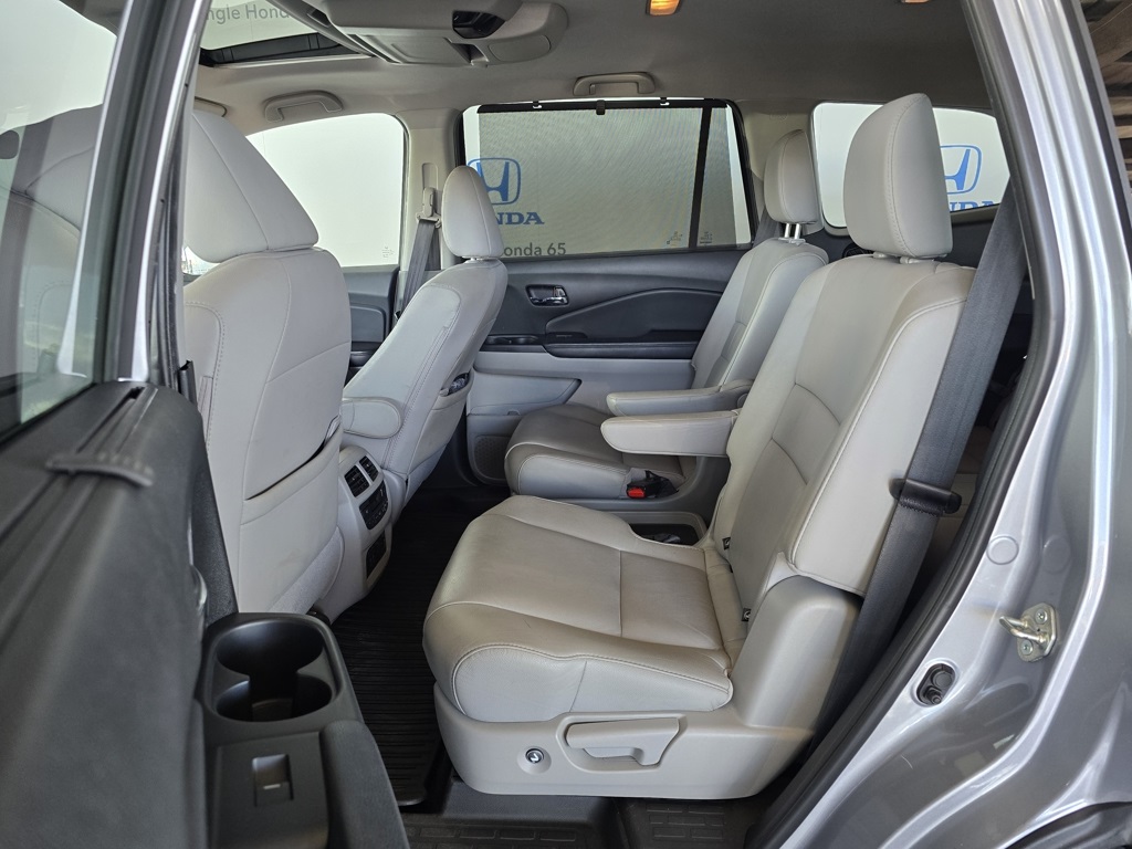 Thumbnail: 2021 Honda Pilot - 16