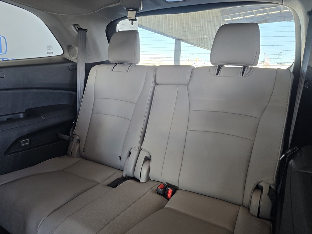 Thumbnail: 2021 Honda Pilot - 24