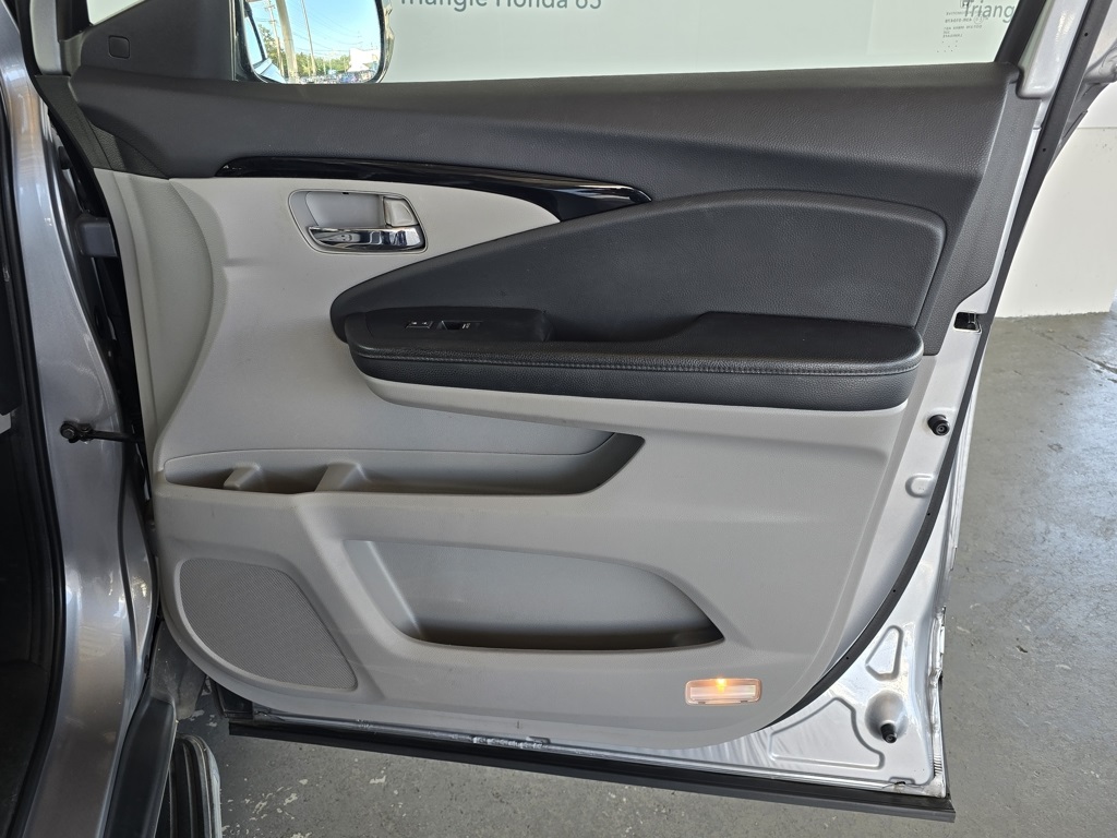 Thumbnail: 2021 Honda Pilot - 30