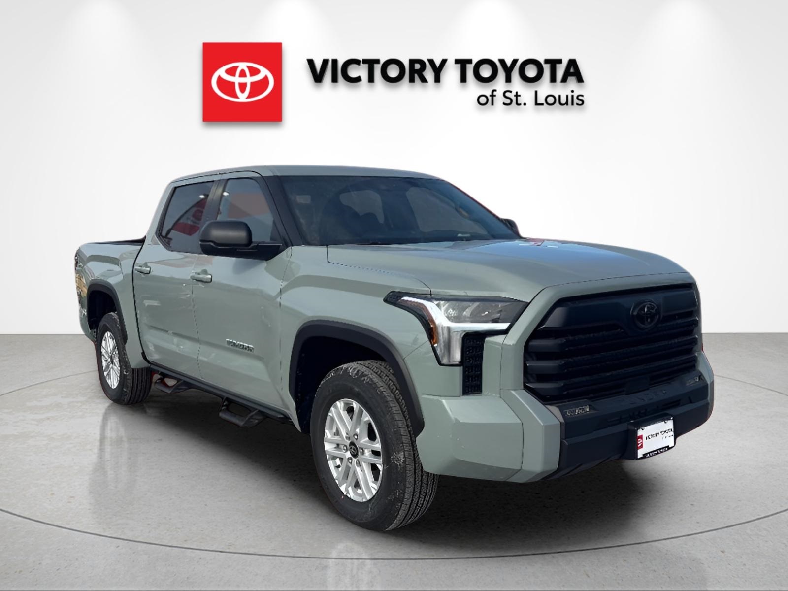 2026 Toyota Tundra SR5 CrewMax Cab 4WD