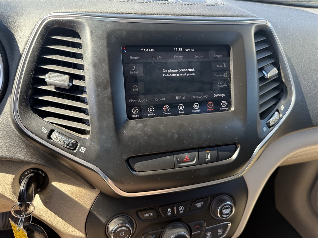 2021 Jeep Cherokee Latitude White at Legacy Ford