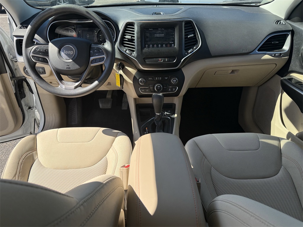 2021 Jeep Cherokee Latitude White at Legacy Ford