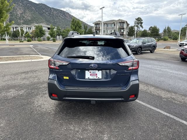2023 Subaru Outback Onyx Edition photo 4