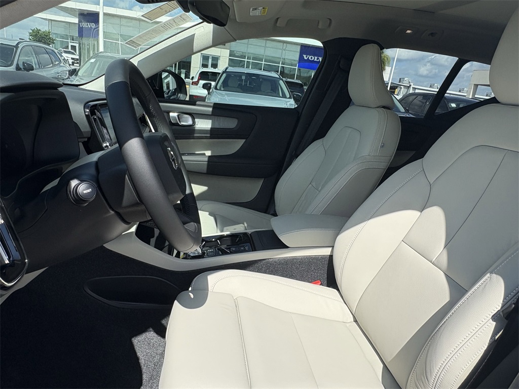 2026 Volvo XC40 B5 AWD PLUS White at Ultimate Motorsports