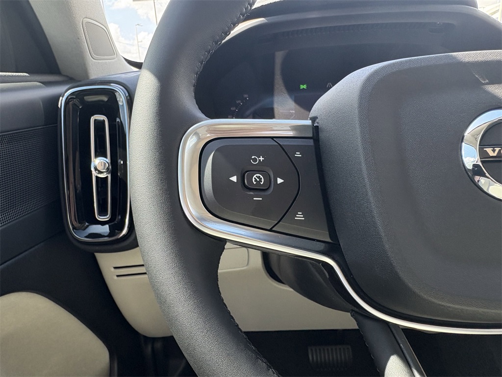 2026 Volvo XC40 B5 AWD PLUS White at Ultimate Motorsports