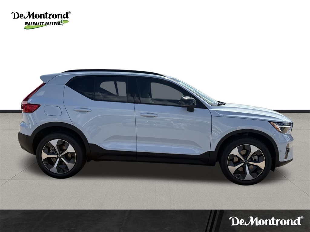 2026 Volvo XC40 B5 AWD PLUS White at Ultimate Motorsports