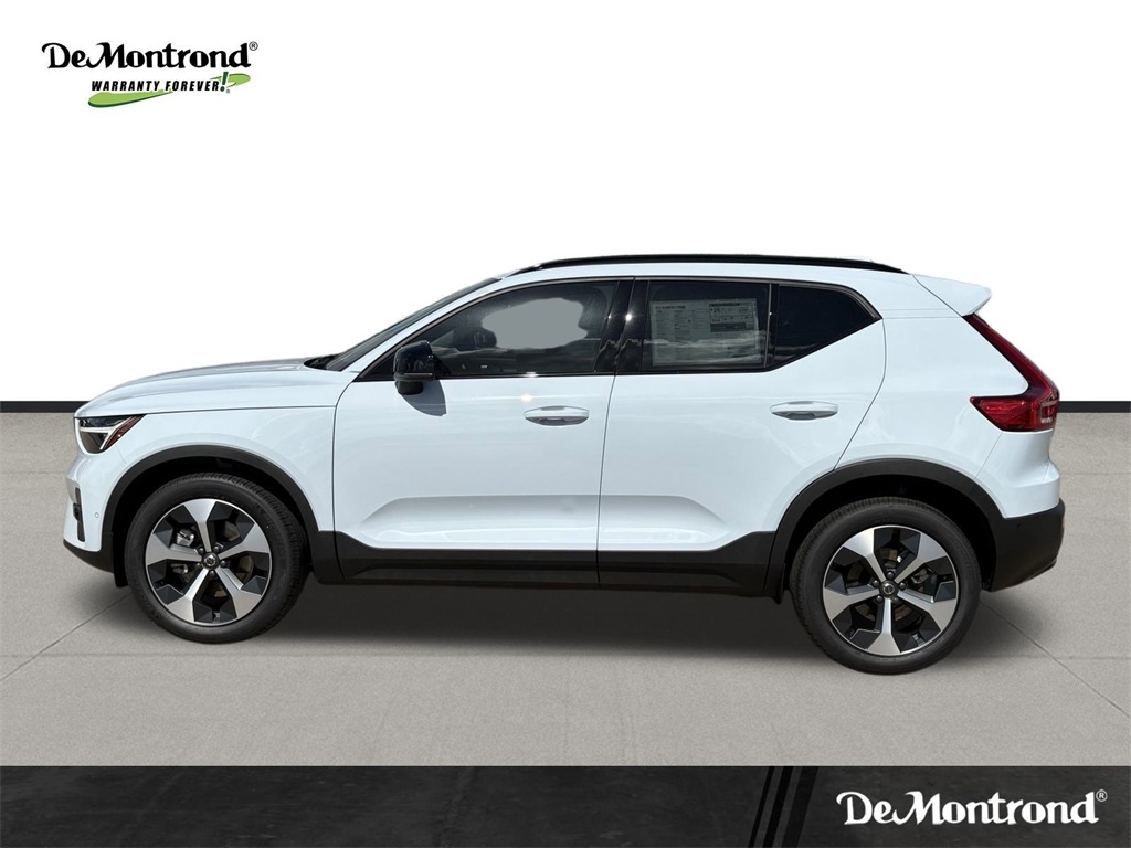 2026 Volvo XC40 B5 AWD PLUS White at Ultimate Motorsports