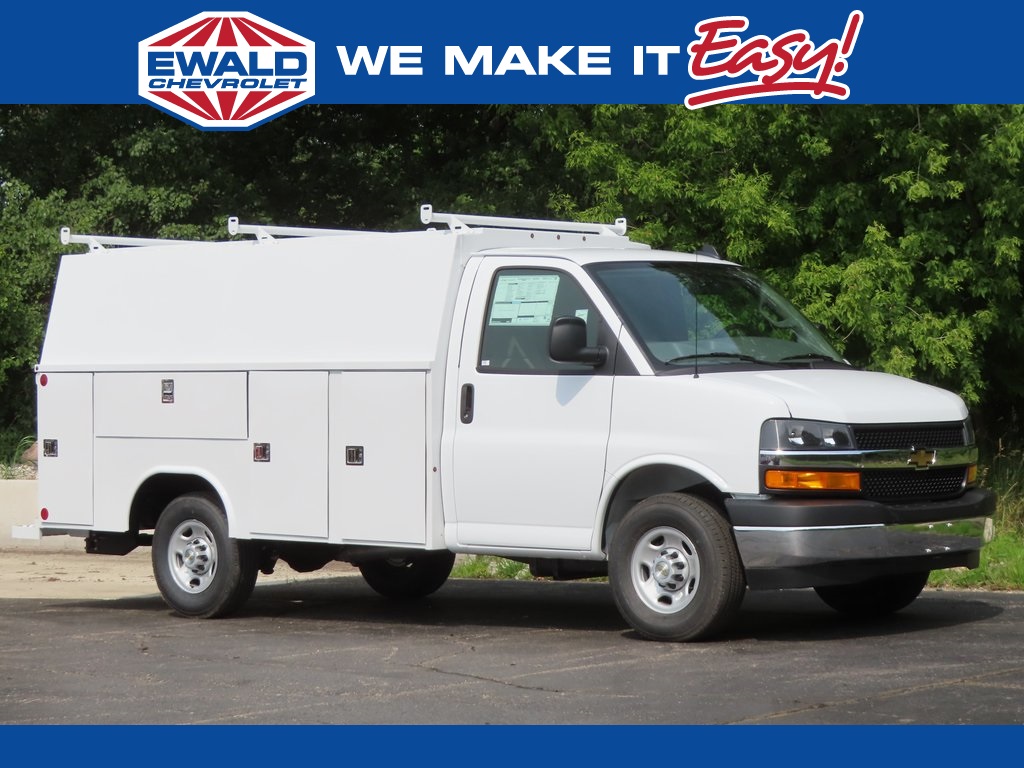 2025 Chevrolet Express 3500 Work Van 
