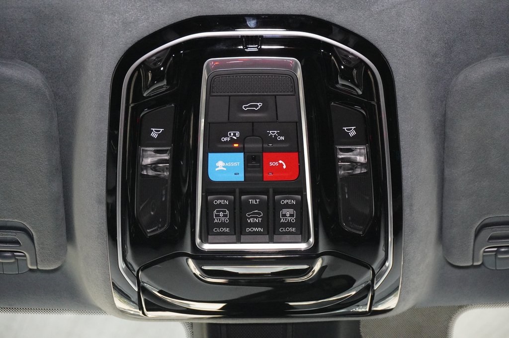 Used Car 2023 Jeep Grand Wagoneer L  Series Iii For Sale Under $70,000 In Weatherford, Texas