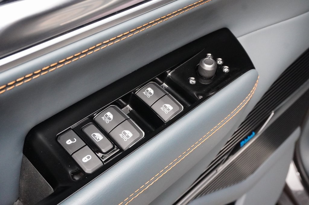 Used Car 2023 Jeep Grand Wagoneer L  Series Iii For Sale Under $70,000 In Weatherford, Texas