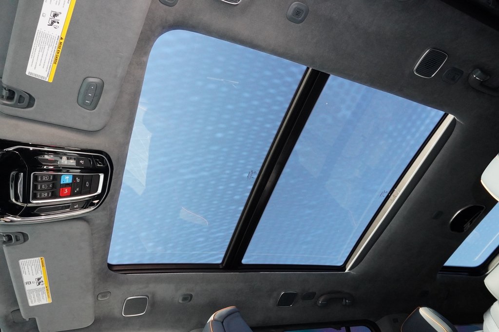 Used Car 2023 Jeep Grand Wagoneer L  Series Iii For Sale Under $70,000 In Weatherford, Texas