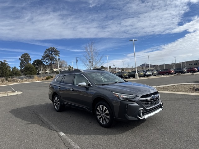 2025 Subaru Outback Touring XT