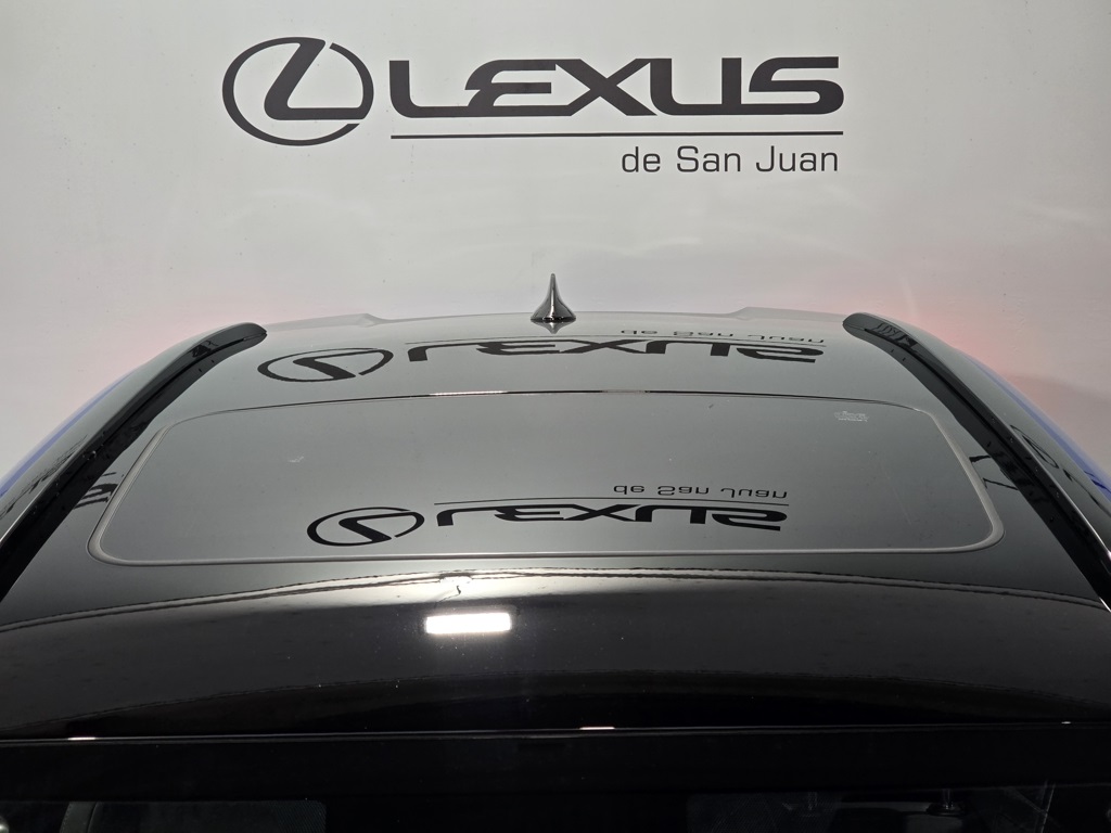 Thumbnail: 2025 Lexus UX - 7